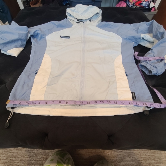 Columbia windbreaker Jacket - Picture 6 of 12